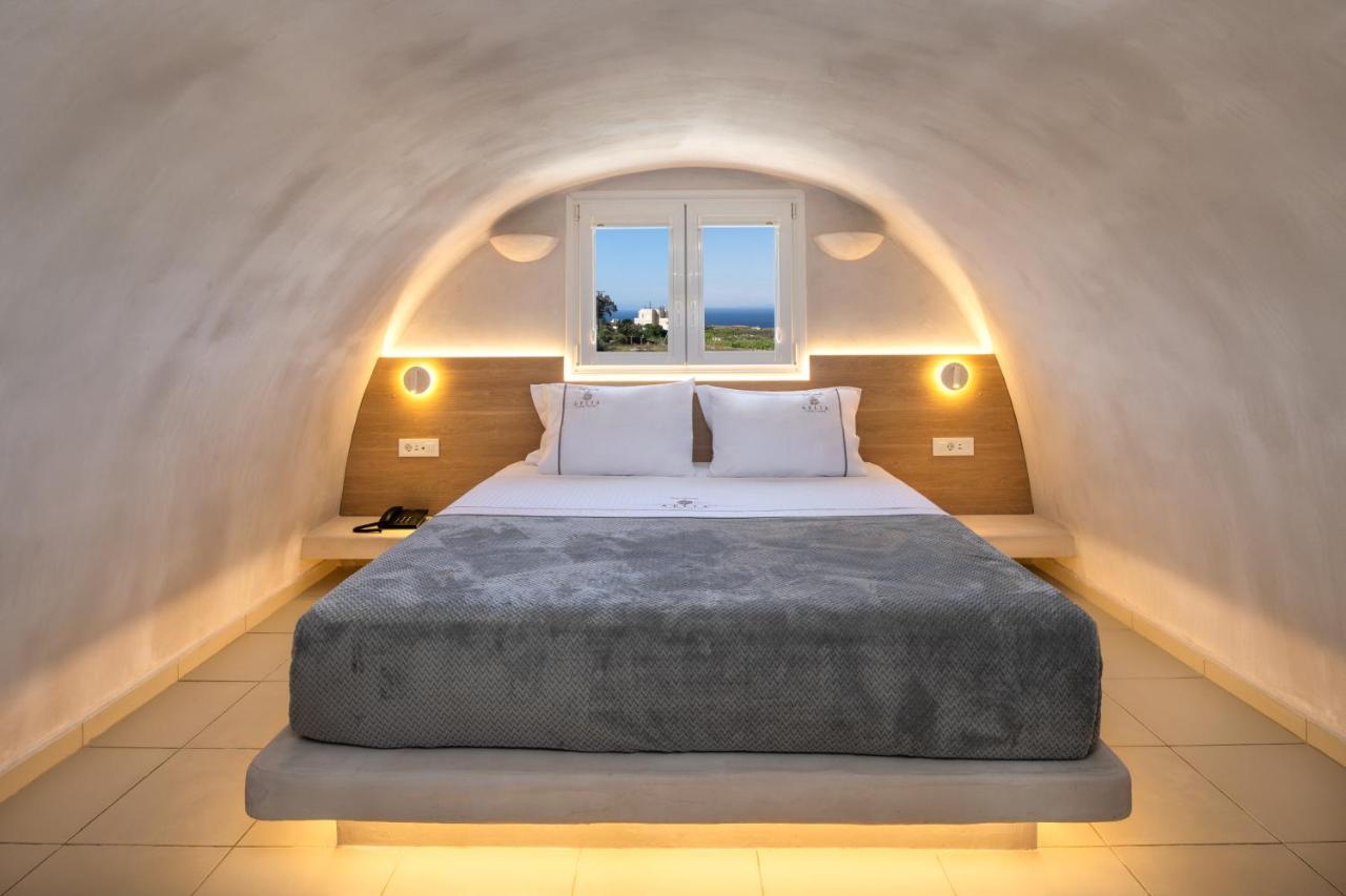 Aelia Luxury Suites Картерадос Экстерьер фото A cave room in Santorini