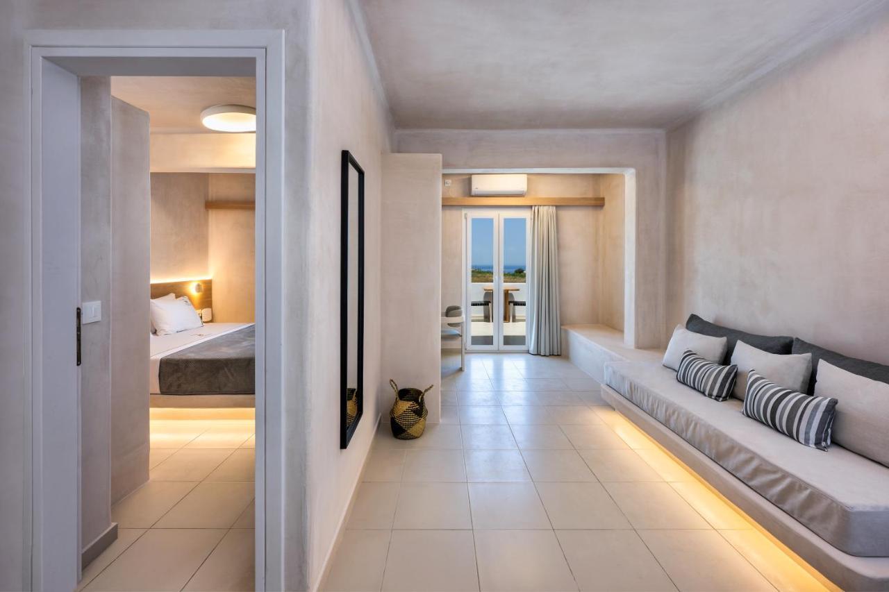 Aelia Luxury Suites Картерадос Экстерьер фото Suite at the hotel